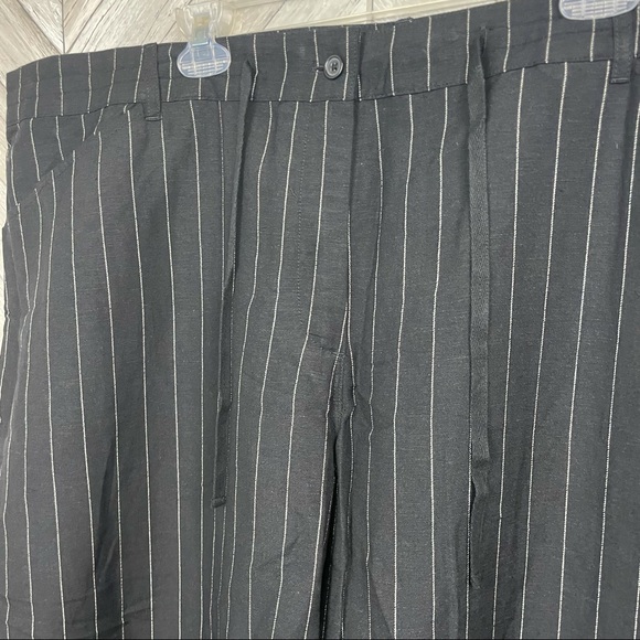 NWT Lane Bryant black white pinstripe pants 26/28 - Picture 2 of 6